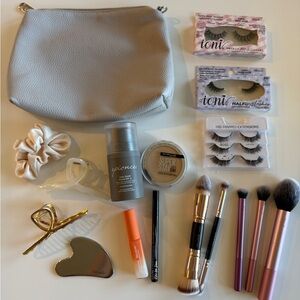 Makeup Bundle BRAND NEW